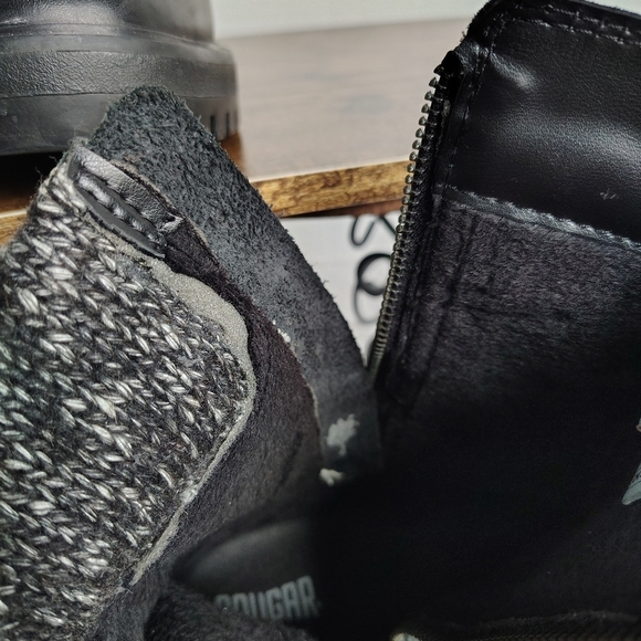 Cougar Black Winter Boots with Textured Upper and Chunky Sole - Picture 13 of 17